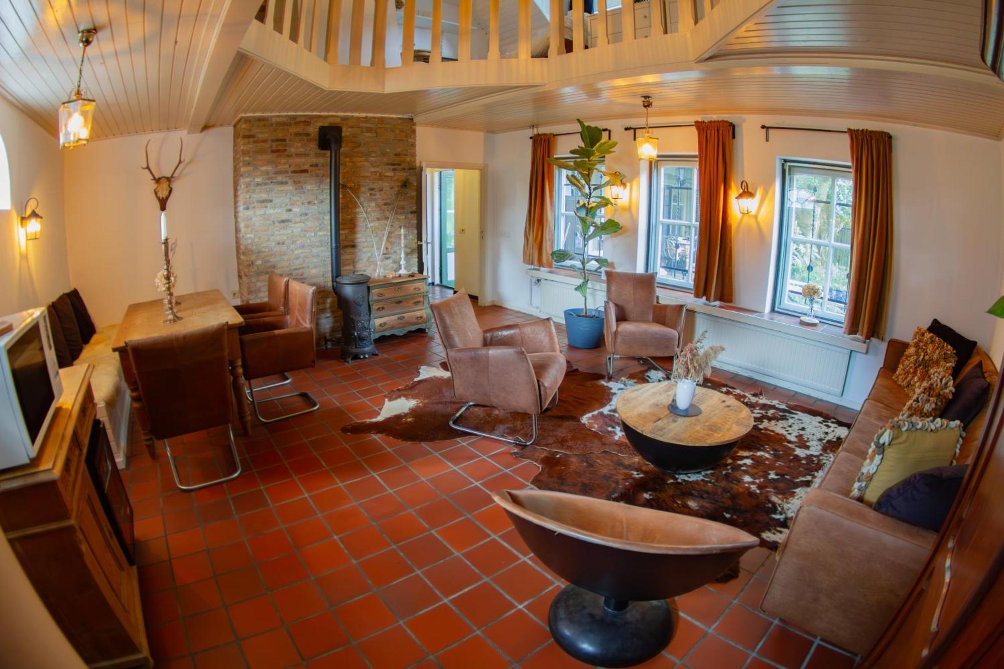 De Oude Pastorie Macharen Bed & Breakfast ภายนอก รูปภาพ