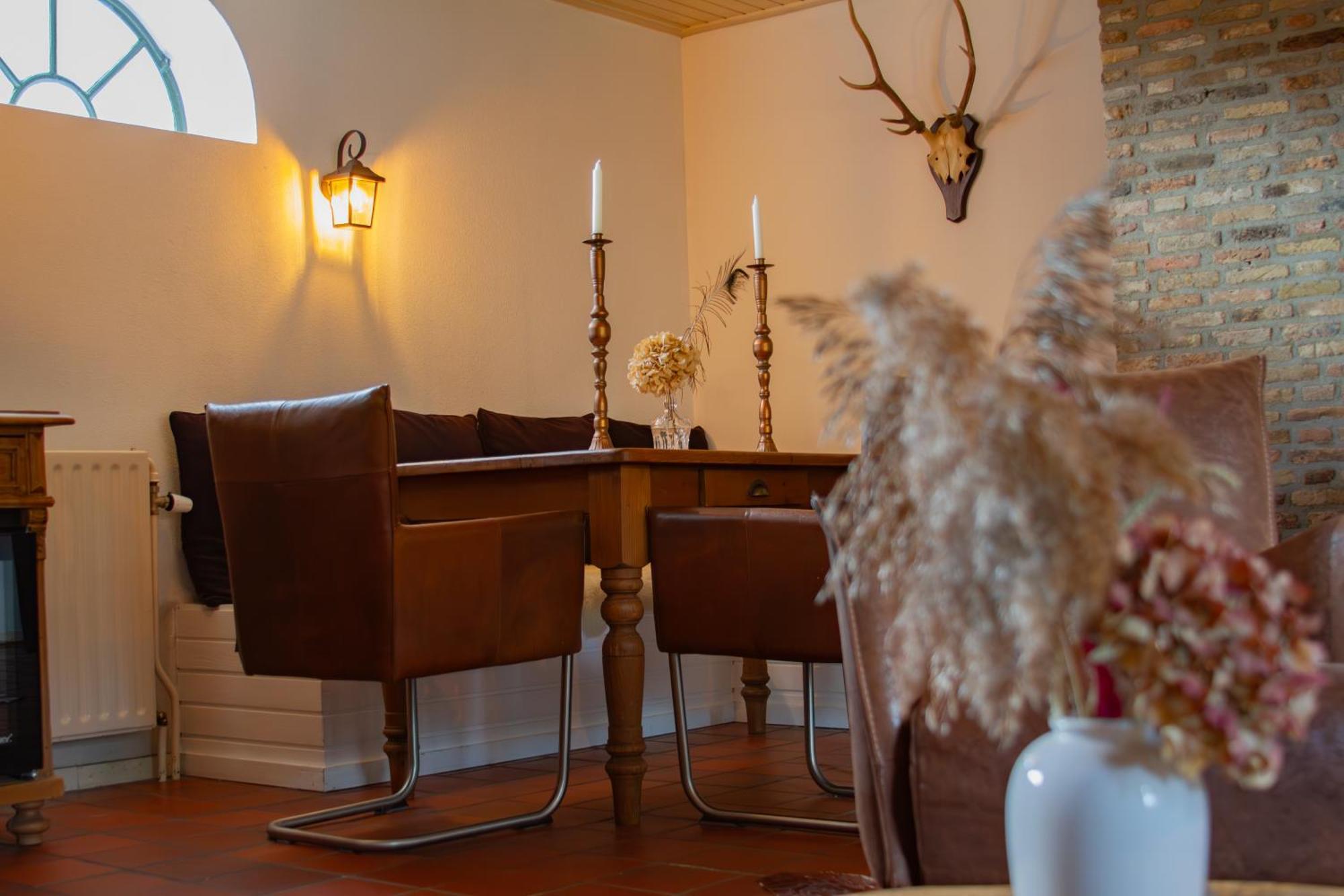 De Oude Pastorie Macharen Bed & Breakfast ภายนอก รูปภาพ