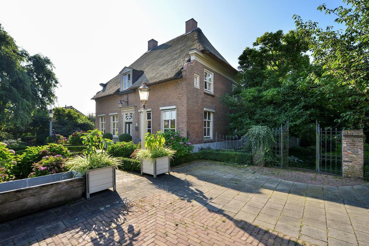 De Oude Pastorie Macharen Bed & Breakfast ภายนอก รูปภาพ