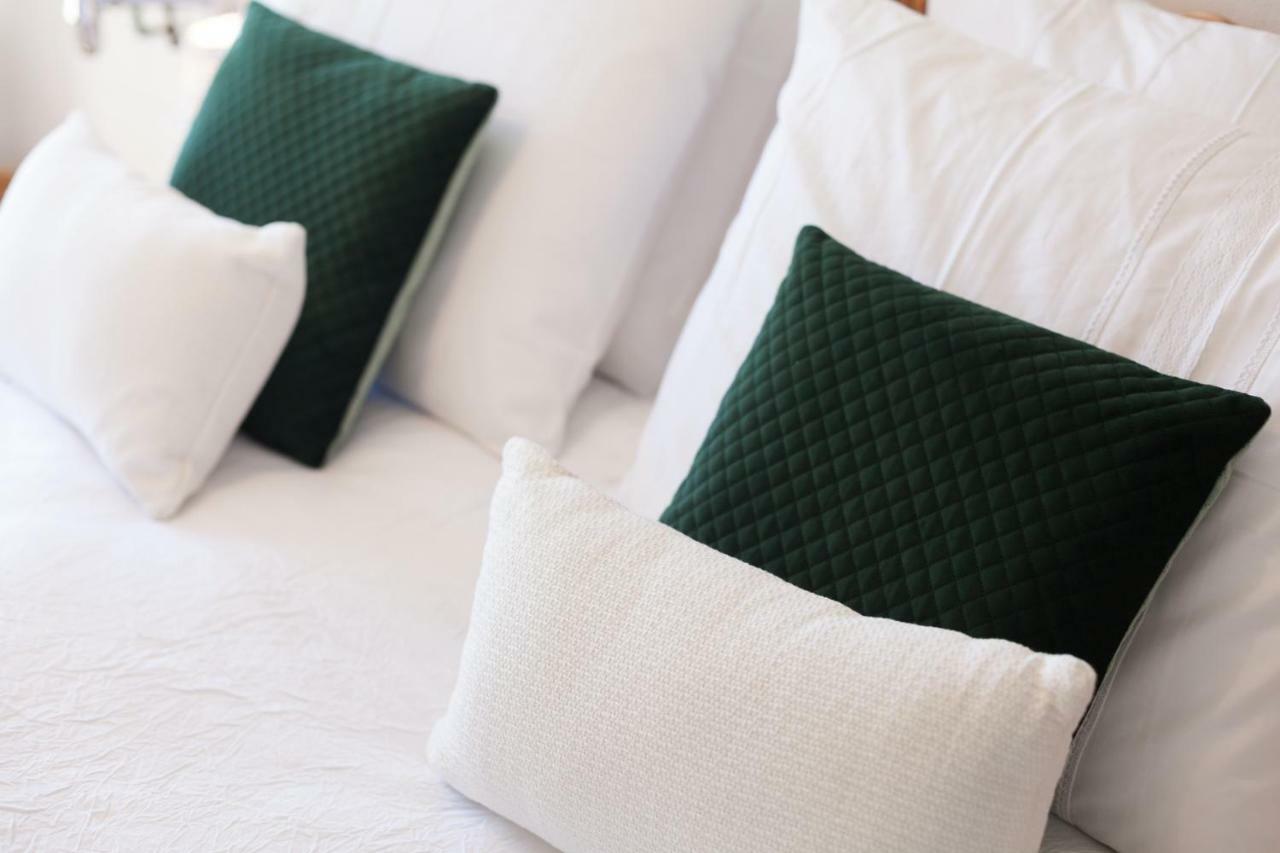 De Oude Pastorie Macharen Bed & Breakfast ภายนอก รูปภาพ
